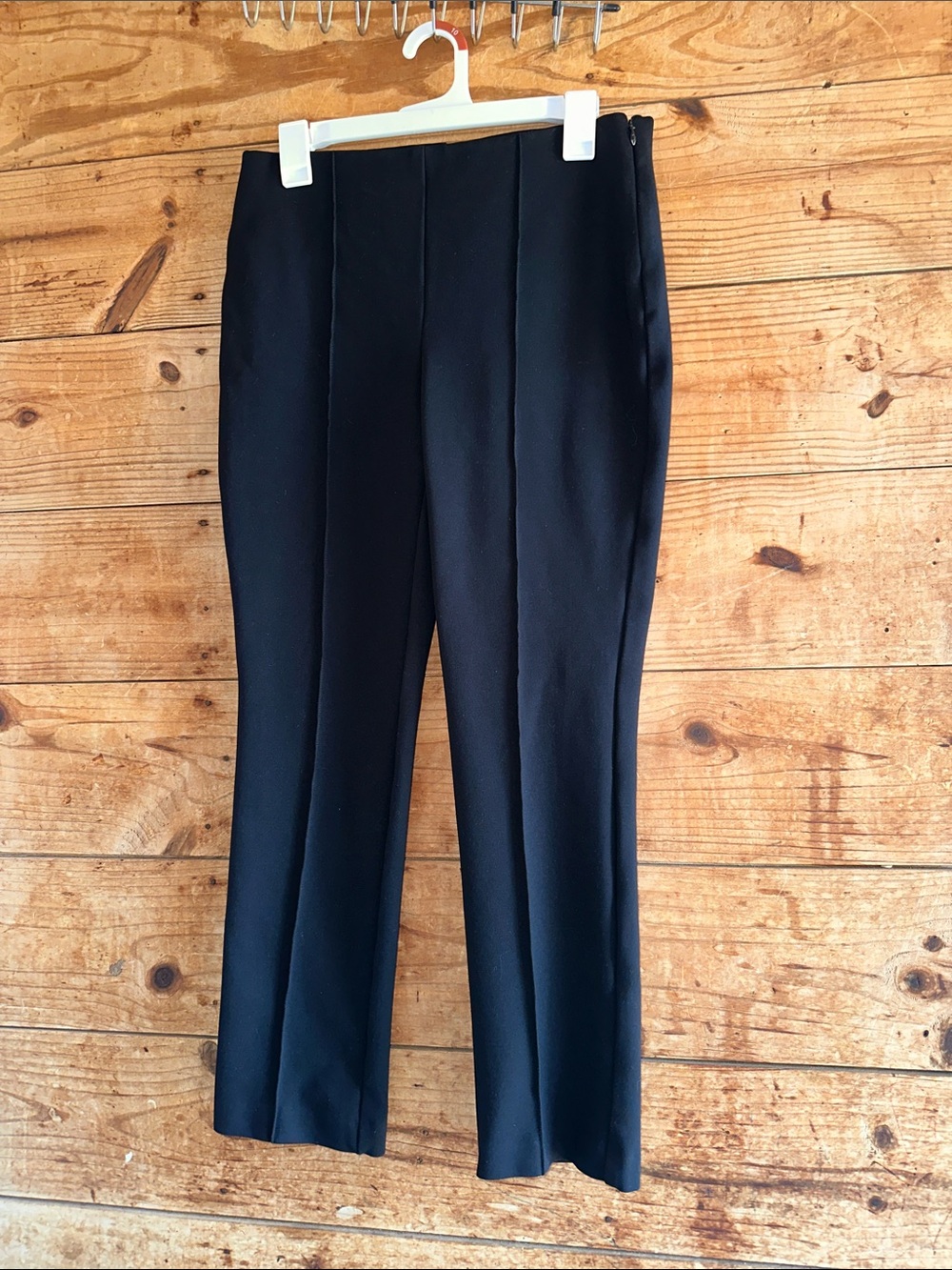 Chicos Black Classic Pull On Pant Side Zipper